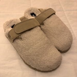 Sorel fleece clogs, NWOB 2400